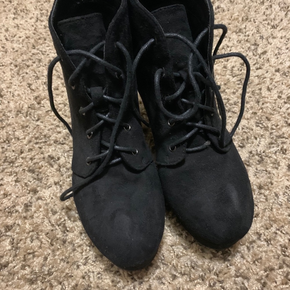 black booties - Picture 2 of 3